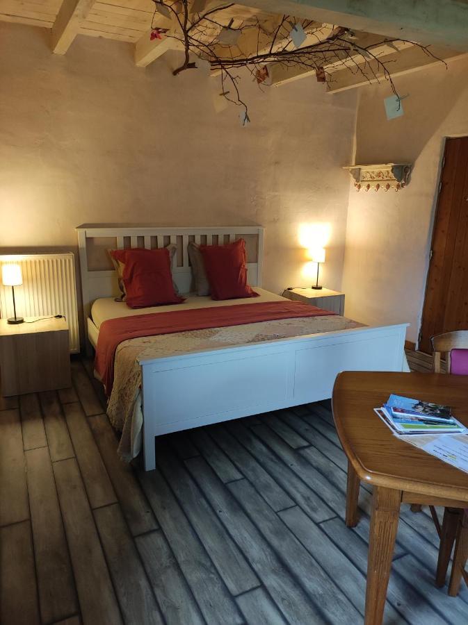 Bed and Breakfast Les 5 Petits Lapins Bar Esterno foto