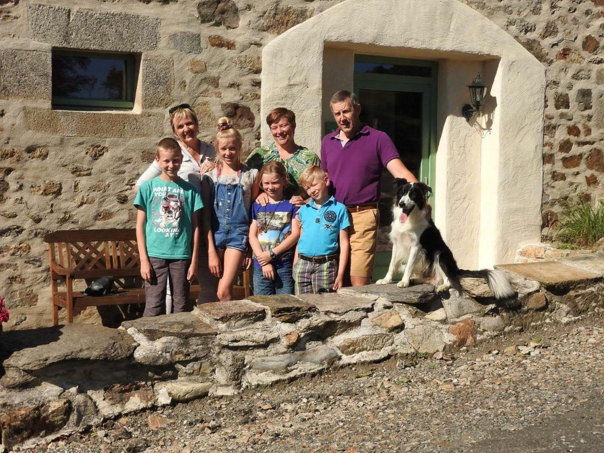 Bed and Breakfast Les 5 Petits Lapins Bar Esterno foto